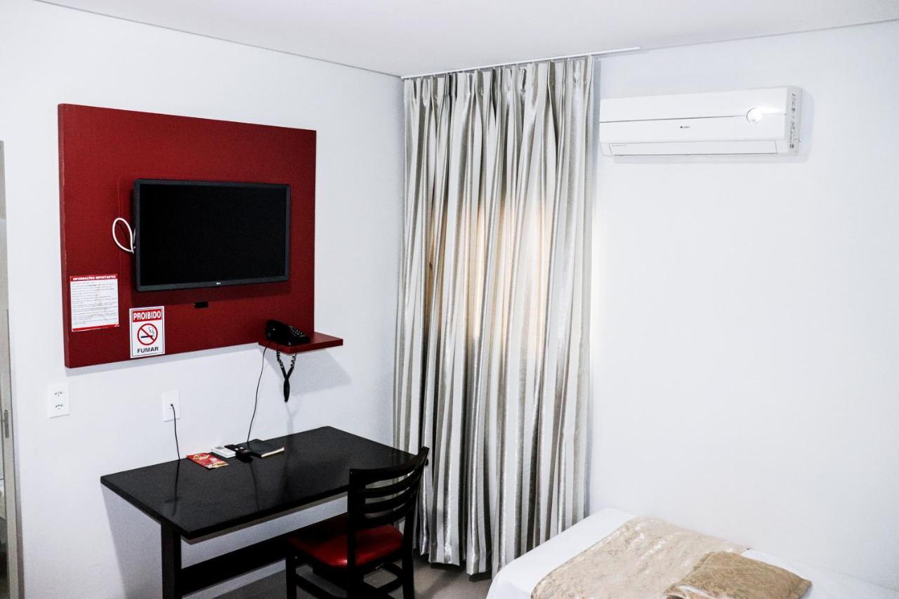 Paris Hotel Barreiras  Buitenkant foto